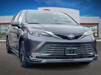 New 2025 Toyota Sienna Platinum image 1