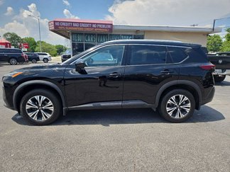 Used 2021 Nissan Rogue SV image 1