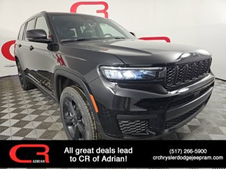 New 2025 Jeep Grand Cherokee L Laredo image 1