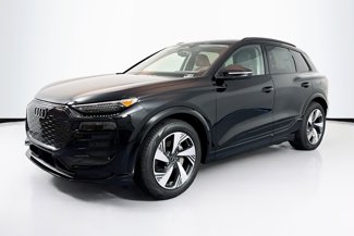 New 2025 Audi Q6 e-tron Prestige image 1