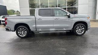Used 2024 Chevrolet Silverado 1500 LT image 1