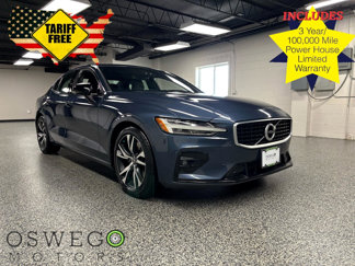 Used 2019 Volvo S60 T6 R-Design image 1