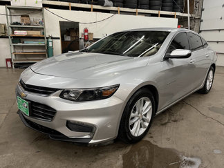 Used 2016 Chevrolet Malibu LT image 1