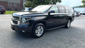 Used 2018 Chevrolet Suburban LT image 1