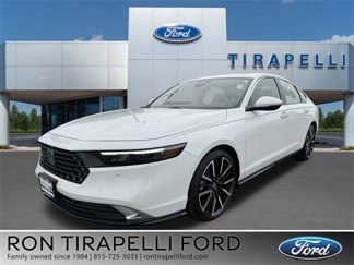 Used 2024 Honda Accord Touring image 1