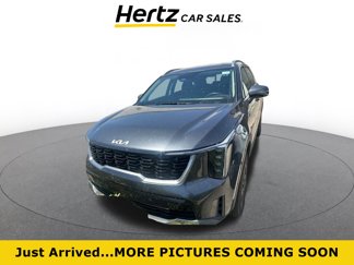 Used 2024 Kia Sorento S image 1