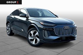 New 2025 Audi Q6 e-tron Premium Plus image 1