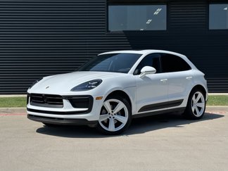 Certified 2024 Porsche Macan image 1