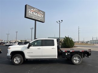 Used 2024 Chevrolet Silverado 2500 LT w/ Convenience Package image 1