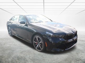New 2026 BMW 550e xDrive w/ Executive Package image 1