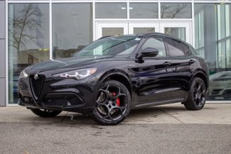 New 2025 Alfa Romeo Stelvio Sprint image 1