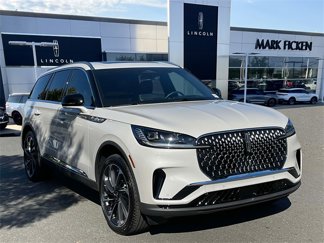 New 2025 Lincoln Aviator Reserve w/ Equipment Group 201A image 1