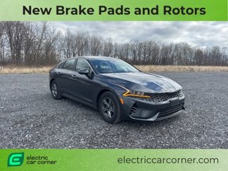 Used 2023 Kia K5 LXS image 1