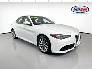 Used 2022 Alfa Romeo Giulia Ti image 1