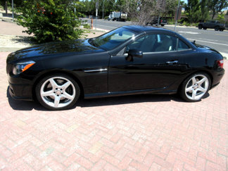 Used 2015 Mercedes-Benz SLK 350 image 1