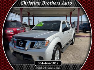 Used 2015 Nissan Frontier SV image 1