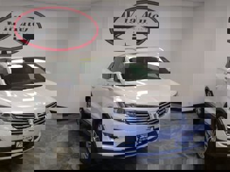 Used 2017 Lincoln MKC Reserve image 1