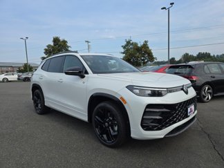 New 2025 Volkswagen Tiguan SE R-Line image 1