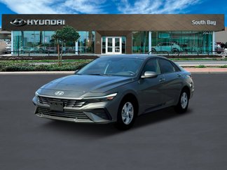 New 2025 Hyundai Elantra SE image 1
