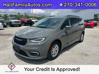 Used 2022 Chrysler Pacifica Touring-L image 1