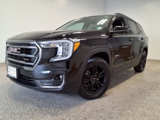 Used 2022 GMC Terrain AT4 image 1