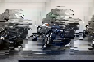 New 2025 Audi Q6 e-tron Prestige image 1