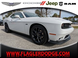 Used 2023 Dodge Challenger R/T w/ Plus Package image 1