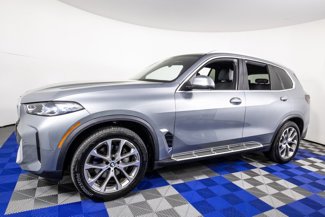 Used 2024 BMW X5 sDrive40i w/ Premium Package image 1