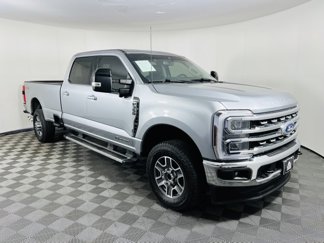 Used 2024 Ford F350 Lariat image 1