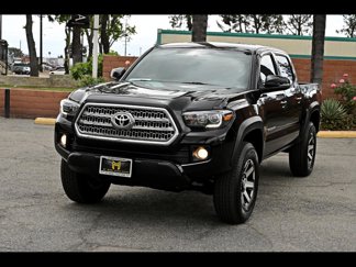 Used 2017 Toyota Tacoma TRD Off-Road w/ Tow Package image 1