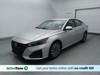 Used 2023 Nissan Altima 2.5 SV image 1