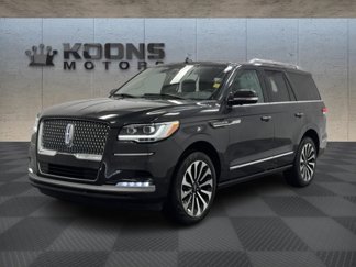 Used 2022 Lincoln Navigator Reserve image 1
