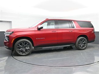Used 2025 Chevrolet Suburban Premier image 1