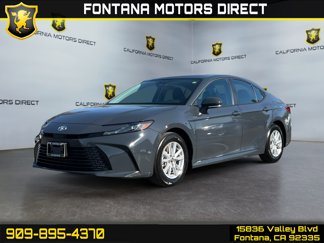 Used 2025 Toyota Camry LE image 1