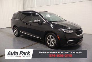 Used 2022 Chrysler Pacifica Limited image 1