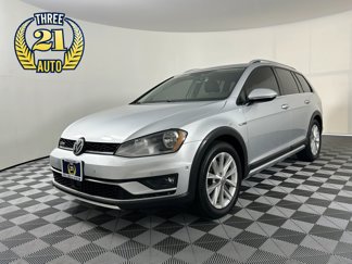 Used 2017 Volkswagen Golf Alltrack SE image 1