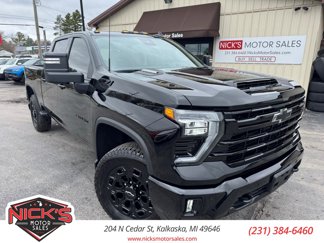 Used 2024 Chevrolet Silverado 2500 LTZ image 1