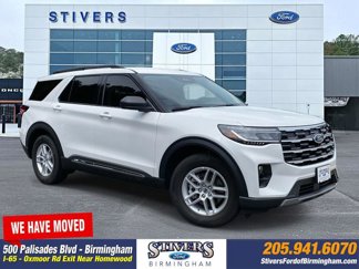 Used 2025 Ford Explorer Active w/ Active Comfort Package image 1