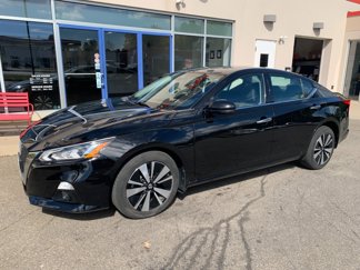 Used 2020 Nissan Altima 2.5 SV image 1
