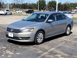 Used 2013 Volkswagen Passat Wolfsburg Edition image 1