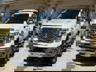 Used 2018 Nissan Titan Platinum Reserve w/ Platinum Utility Package image 1