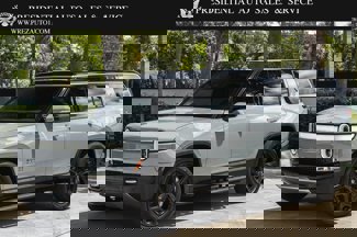 Used 2024 Rivian R1S Adventure image 1