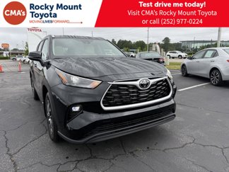 New 2025 Toyota Highlander XLE image 1