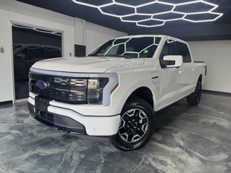 Used 2023 Ford F150 Lightning Lariat image 1