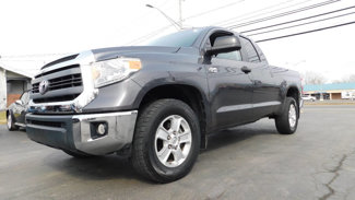 Used 2014 Toyota Tundra SR5 image 1