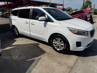 Used 2016 Kia Sedona LX image 1