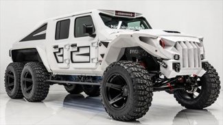 Used 2025 Jeep Gladiator Sport image 1