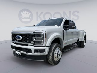 New 2025 Ford F450 Platinum w/ FX4 Off-Road Package image 1