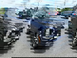 New 2025 Mitsubishi Outlander AWD image 1