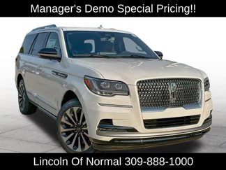 Used 2024 Lincoln Navigator Reserve image 1